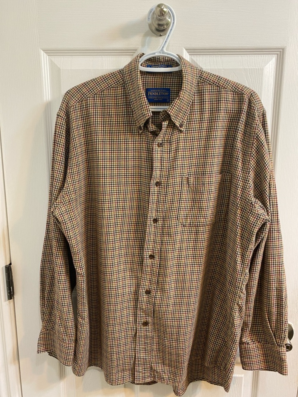 Pendleton Canterbury Cloth Button Up Men's Large Merino Wool Pima Cotton Plaid
